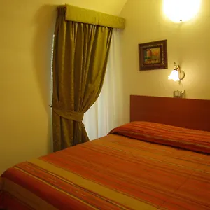 Couette-café H24, Raguse